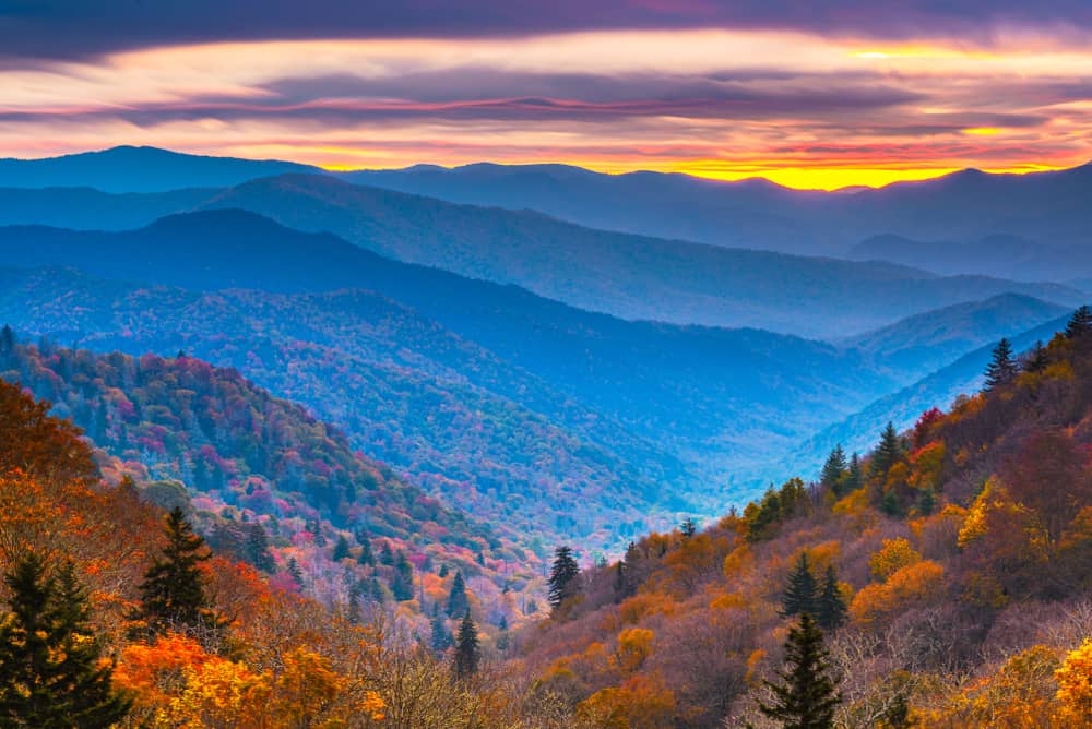 Top 4 Best Places to Enjoy Fall Colors in Gatlinburg TN