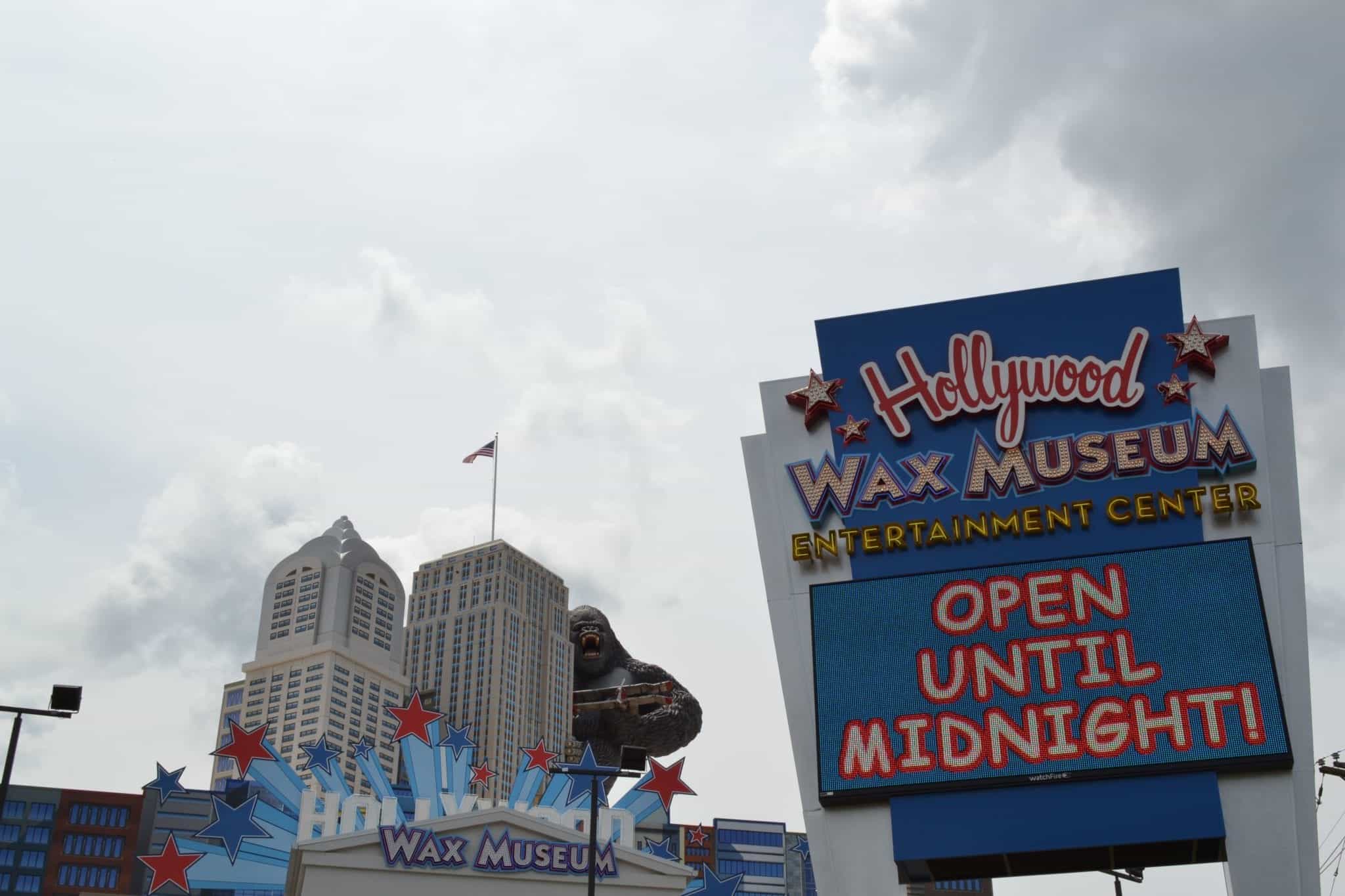 4 Exciting Attractions at the Hollywood Wax Museum in Pigeon