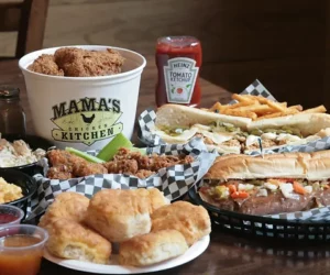 Mama’s Chicken Kitchen dinner