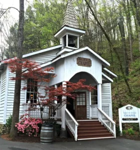 dollywood chapel