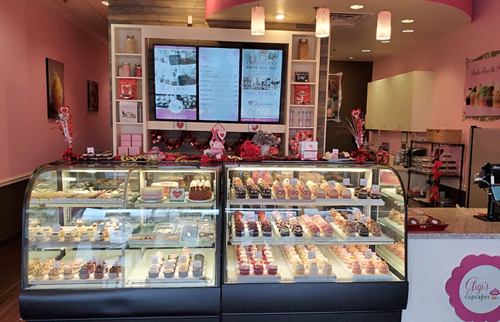 GiGi’s Cupcakes interior