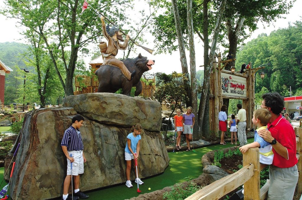 Ripley’s Davy Crockett Mini-Golf exterior