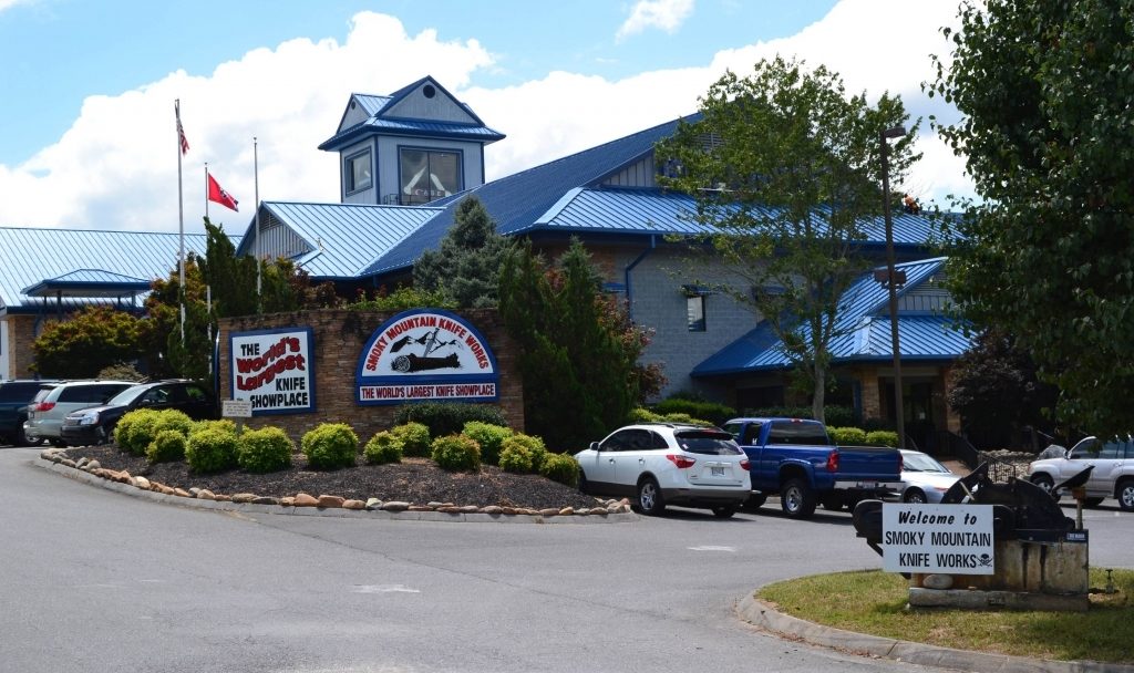 Smoky Mountain Guns & Ammo