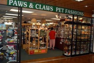 Paws & Claws Pet Fashion exterior