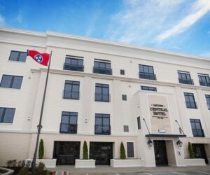 The Central Hotel Sevierville facade